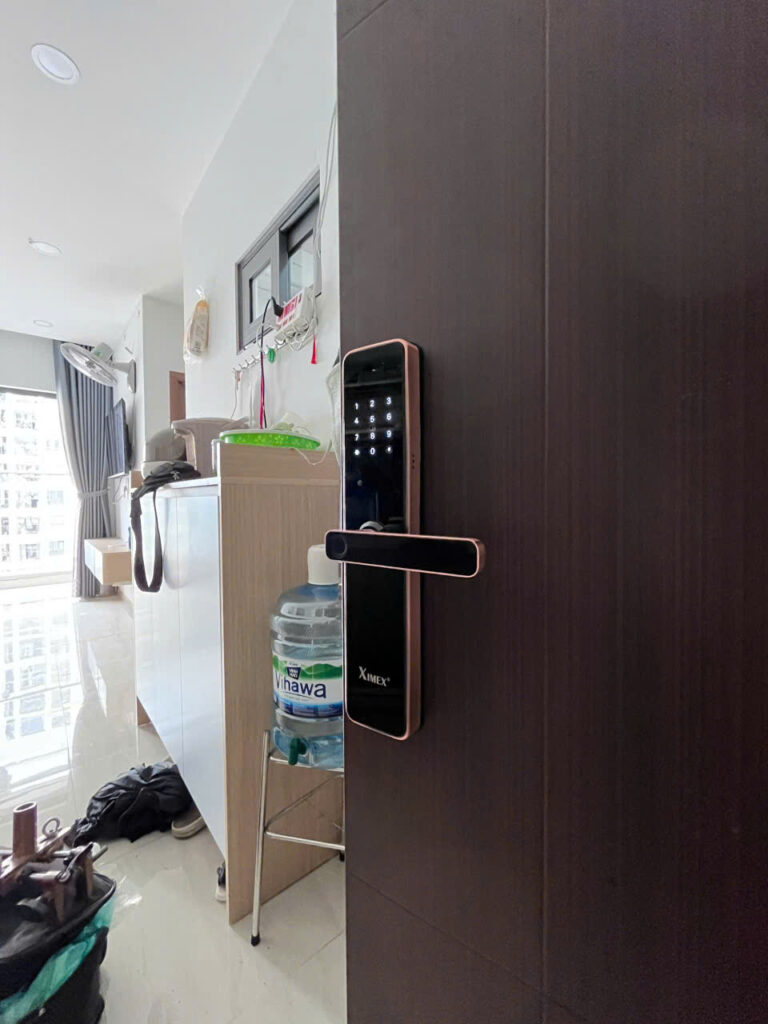 Khoá vân tay lắp đặt chung cư tại Gò Vấp